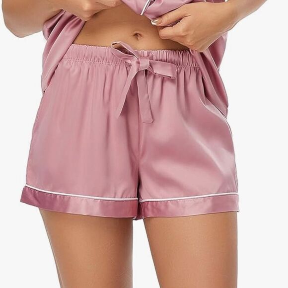 BRAND NEW Silky Pajama Set - Bridal Rose - Button Down - 2XL - NWT Shorts Set - Picture 2 of 5